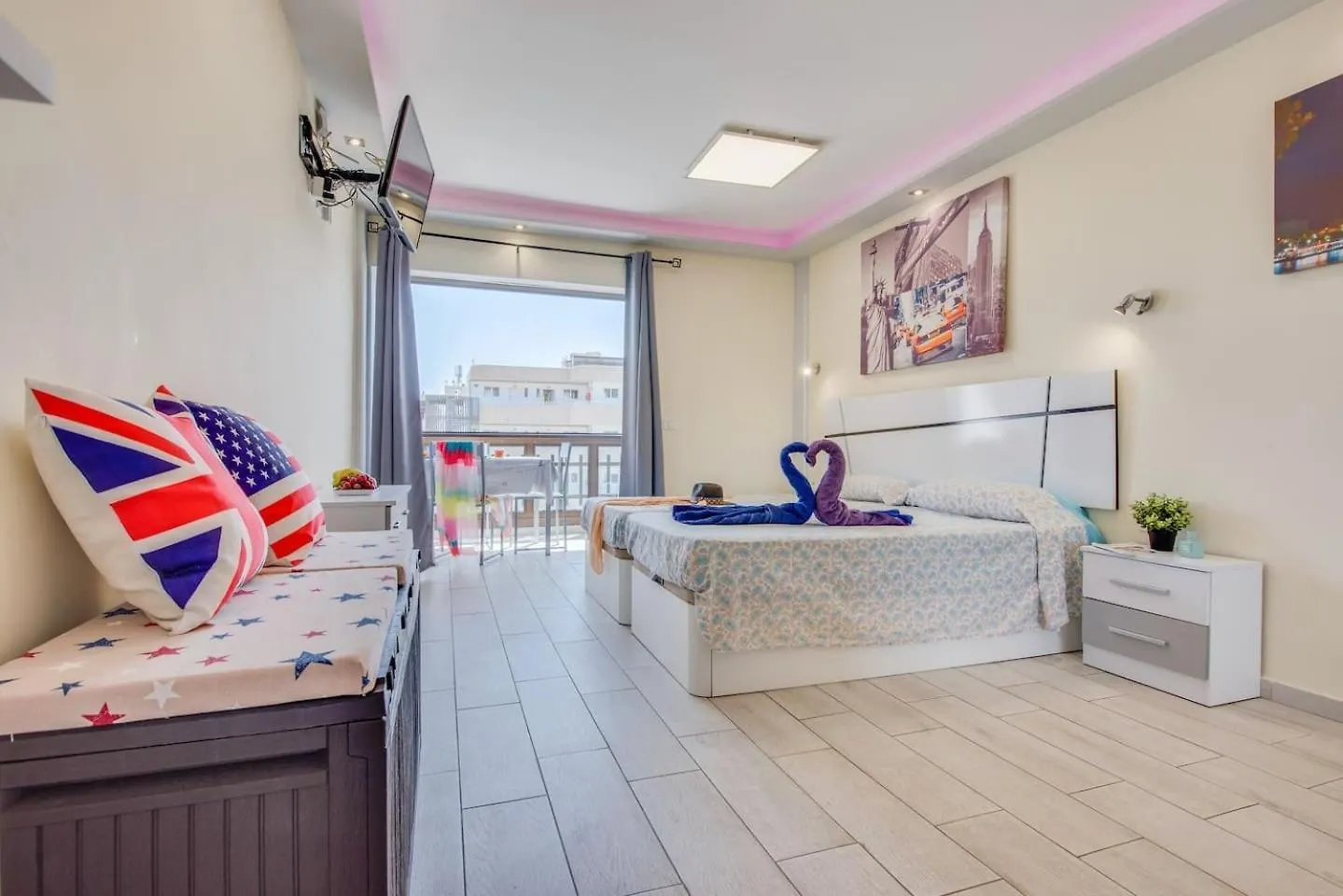 733 Wonderful Studio In Lasamericas! Wi-Fi Free! Playa de las Americas  0*, Playa de las Americas (Tenerife)