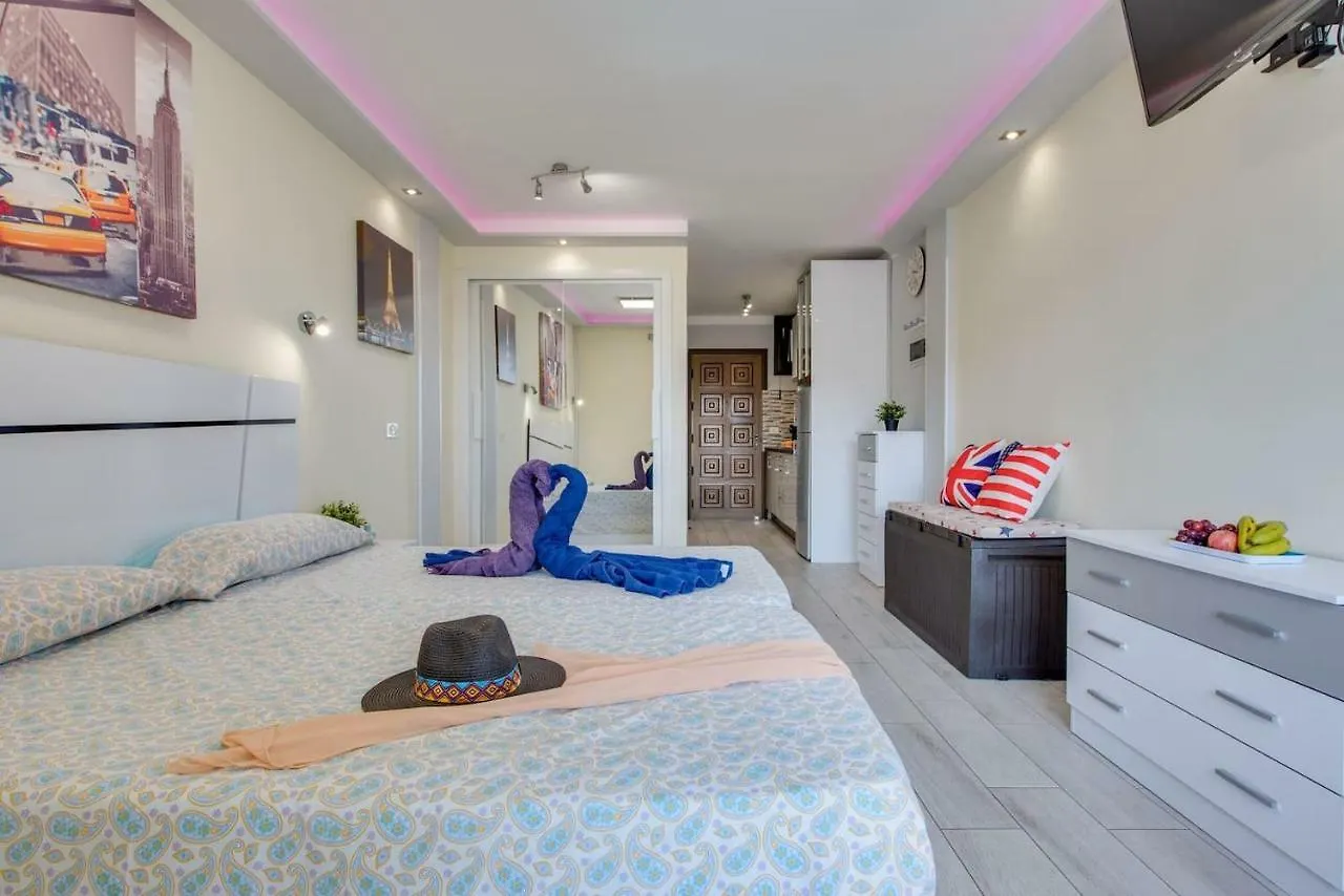 Apartment 733 Wonderful Studio In Lasamericas! Wi-Fi Free! Playa de las Americas  Spain