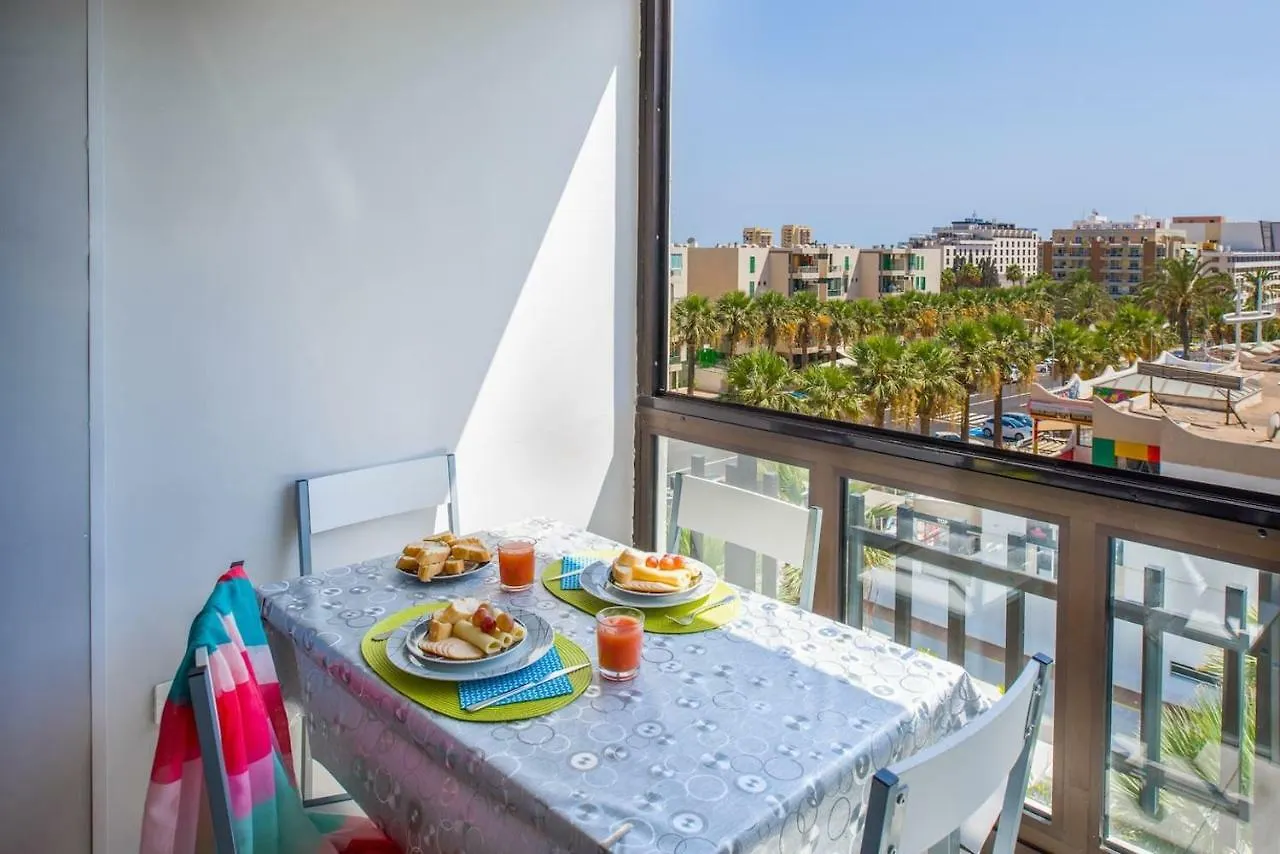 Apartment 733 Wonderful Studio In Lasamericas! Wi-Fi Free! Playa de las Americas